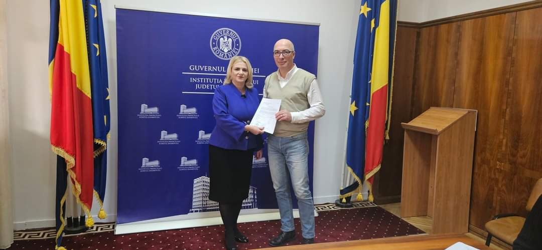Studenții de la Universitatea "Valahia" au făcut  practică la Instituția Prefectului din județul Dâmbovița, fiecare zi a fost una plină de evenimente și noi cunoștințe acumulate. 