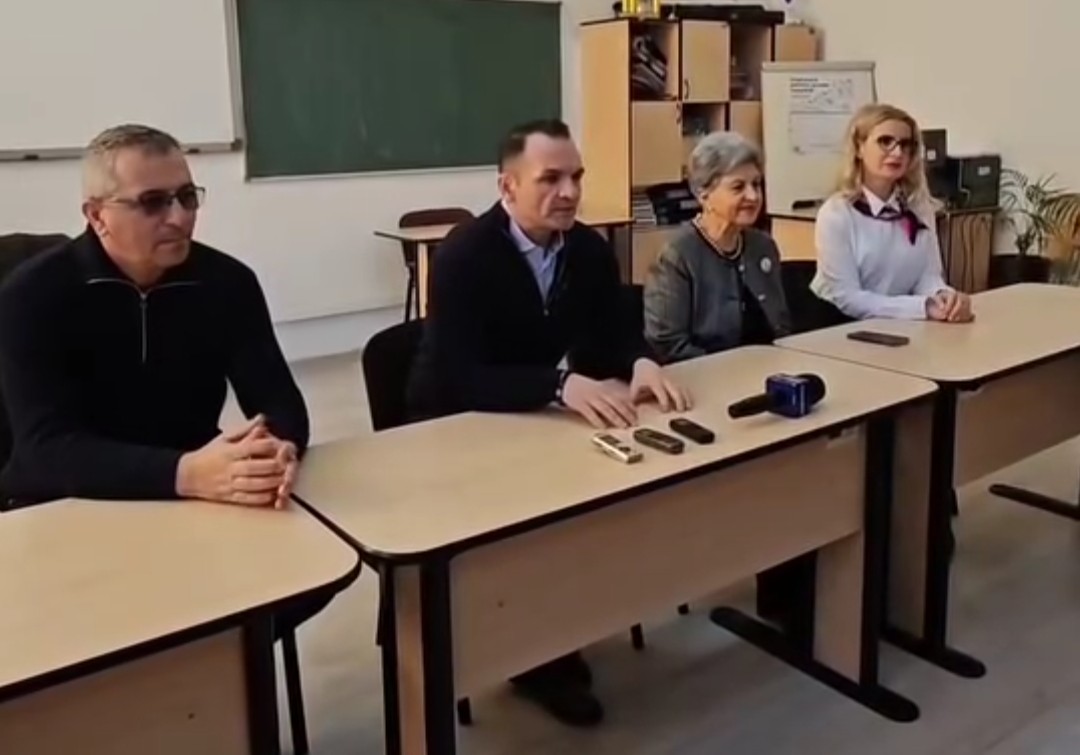 Primaria Târgoviște continuă modernizarea infrastructurii educaționale târgovișteane.