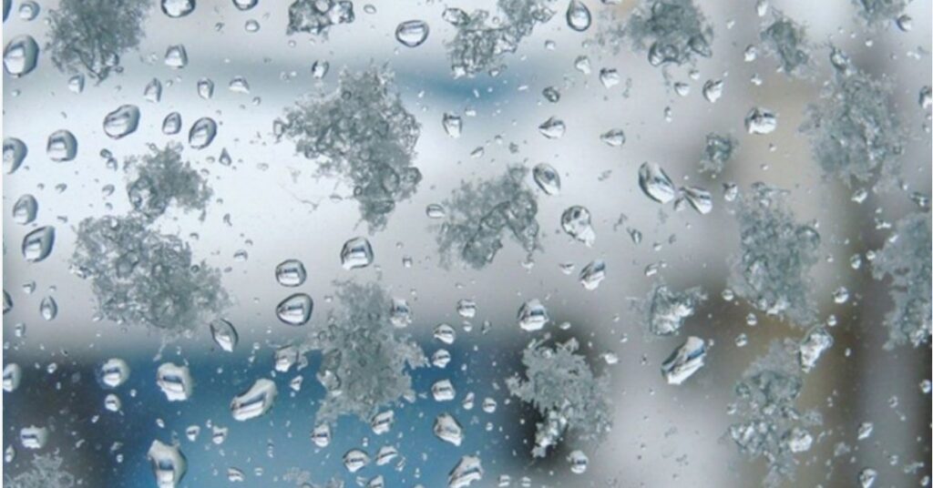 IARNA LOVEȘTE DIN ACESTĂ SEARĂ: INFORMARE METEOROLOGICĂ pentru tot județul Dâmbovița IARNA LOVEȘTE DIN ACESTĂ SEARĂ: INFORMARE METEOROLOGICĂ pentru tot județul Dâmbovița, interval de valabilitate: 19 ianuarie, ora 10:00– 20 ianuarie, ora 17:00