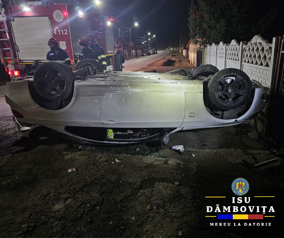 A văzut moartea cu ochii: Un șofer s-a răsturnat cu mașina în comuna Șotânga, pe DJ712, pompierii au intervenit noaptea trecută