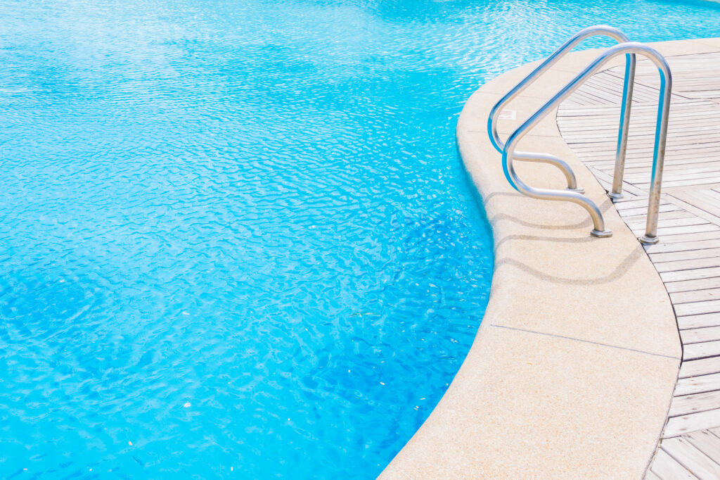 Descoperiți Cum Să Vă Transformați Grădina într-un Paradis Cu Piscină!