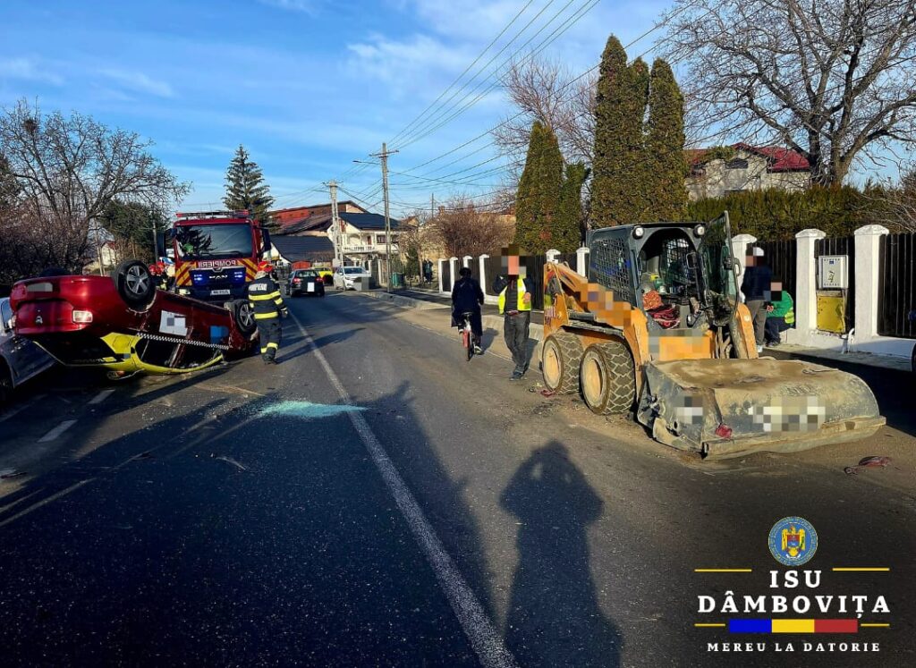 Accident rutier în localitatea Valea Voievozilor, a intervenit Detașamentul de Pompieri Târgoviște cu o autospecială de stingere cu modul de descarcerare și SAJ DB cu un echipaj.
