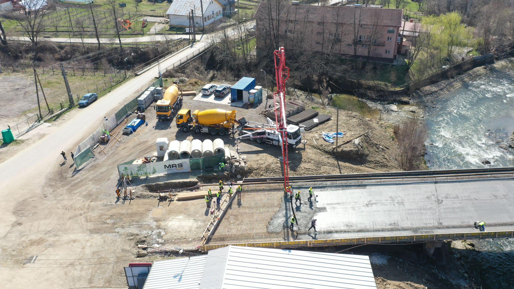 Reabilitarea Drumului Județean DJ 724 Malu cu Flori - Pucheni: Progres și Investiții în Infrastructura Dâmboviței