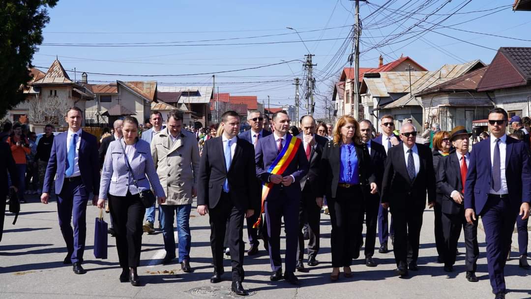  „Paștele cailor”, sărbătoare unică în  România, organizată de  comunitate bulgară din cartierul Matei Voievod din Târgoviște.