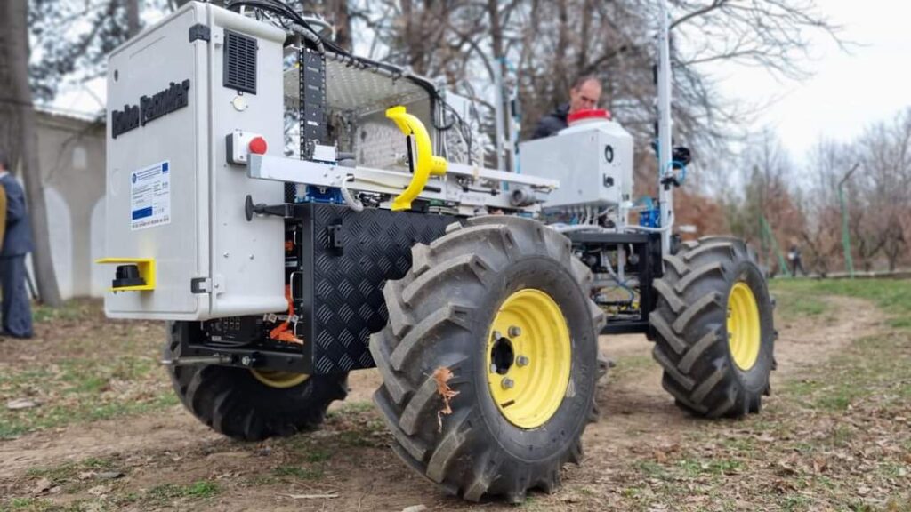 A fost lansată în premieră platforma robotica ROBO-FERMIER, Ministerul  Agriculturii  prin PNDR, a realizat 