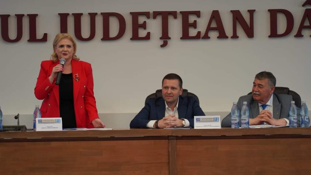 A avut loc Adunarea Generală a Asociației Comunelor din România, Filiala Județeană Dâmbovița A avut loc Adunarea Generală a Asociației Comunelor din România, Filiala Județeană Dâmbovița, lucrările s-au desfășurat la sediul CJ Dâmbovița.