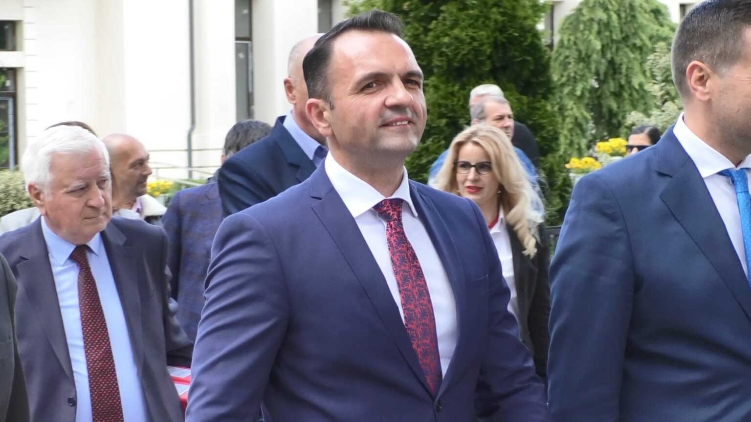 Primarul Cristian Daniel Stan și-a depus candidatura pentru un nou mandat, alături de echipa de consilieri PSD, vorbim despre candidatura pentru continuitate în municipiul Târgoviște 