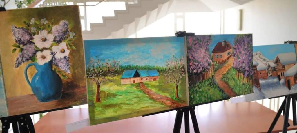 Prefectura județului Dâmbovița a găzduit pentru mai bine de două săptămâni picturile unor copii extrem de talentați.