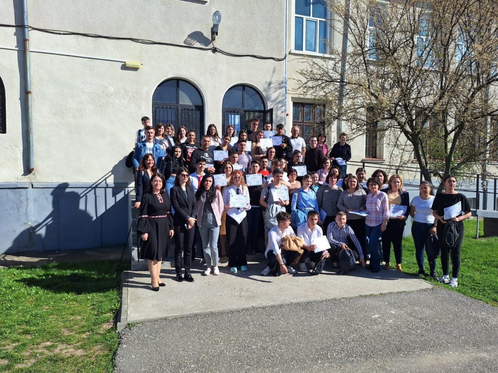 ITM Dâmboviţa a organizat etapa județeană a concursului „Știu și aplic” , evenimentul s-a desfășurat la Colegiul Economic „Ion Ghica” .