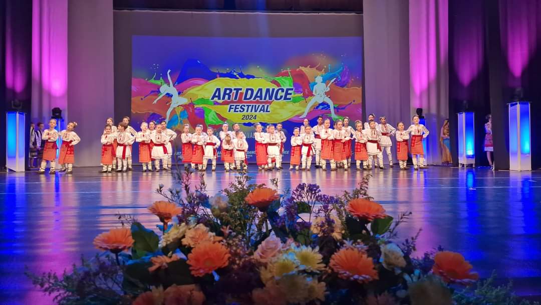 Ansamblul „Mugurași de la Chindie” a obținut locul I  la Festivalul Art Dance & Music 