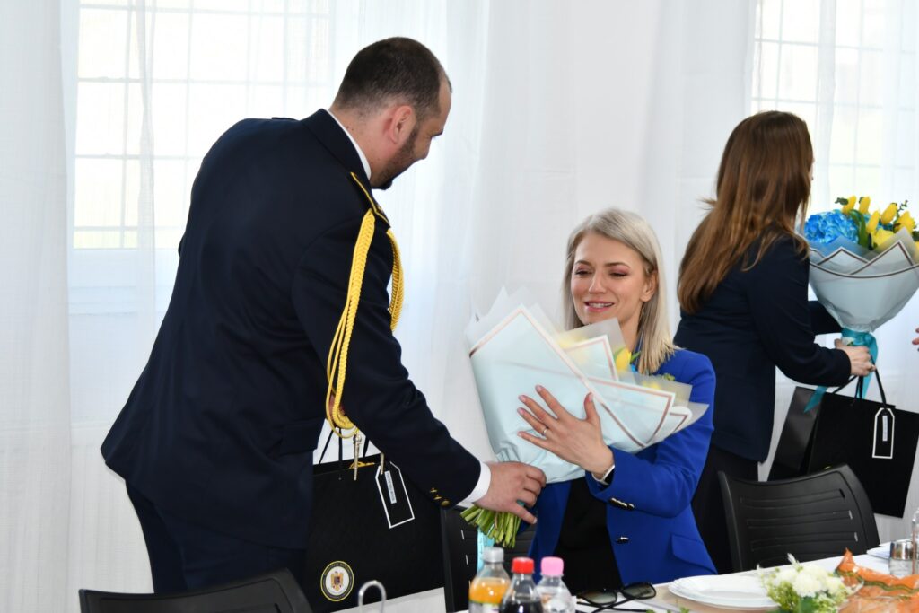 Penitenciarul Mioveni a primit vizita Ministrului Justiției din România și a omologului său din Republica Moldova Penitenciarul Mioveni a fost vizitat de Alina Gorghiu, ministrul Justiției din România, și Veronica Mihailov-Moraru, omologul
