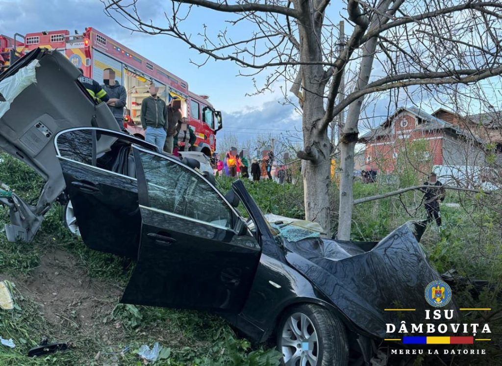 În jurul orei 19:11, autoritățile de intervenție din județul Dâmbovița au fost alertate cu privire la un accident rutier grav în comuna Bucsani.