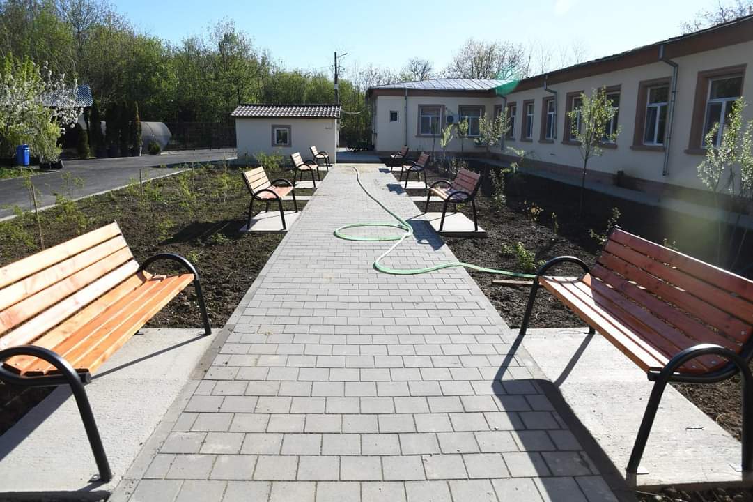 Primăvara a sosit și la Centrul Rezidențial pentru Persoane Vârstnice Ghergani, administrația locală condusă de primarul Marius