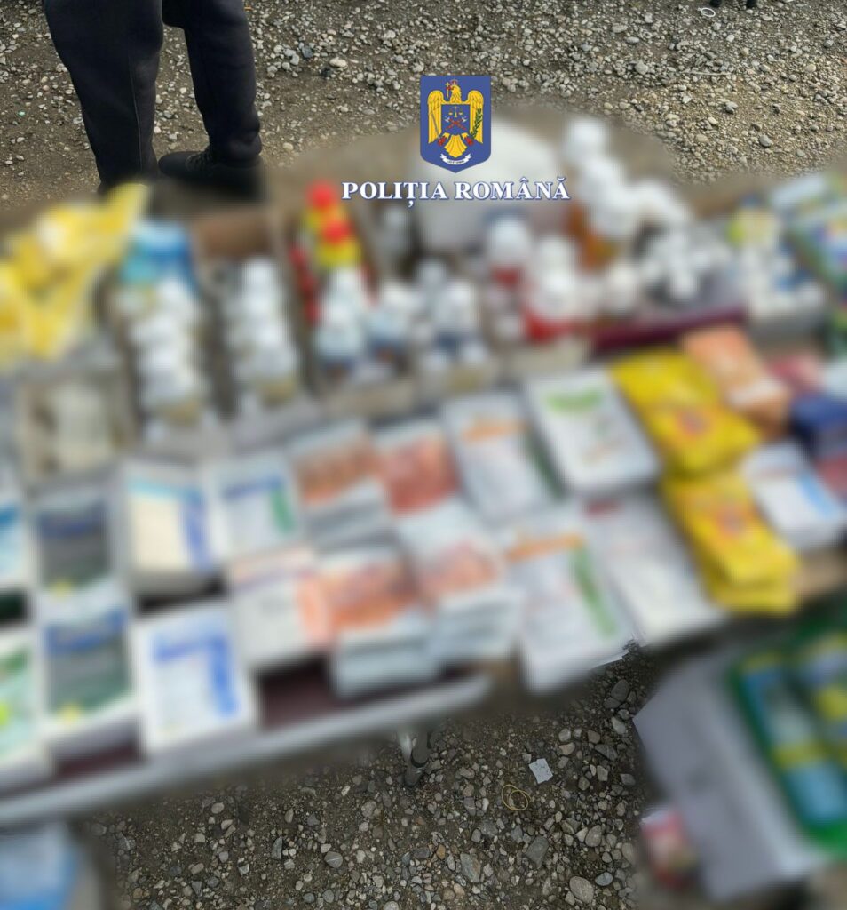 Polițiștii dâmbovițeni au indisponibilizat 60 de litri și 20 de kilograme de produse pentru protecția plantelor Polițiștii din cadrul Serviciului Arme, Explozivi și Substanțe Periculoase, în colaborare cu specialiști din cadrul Oficiului Fitosanitar Dâmbovița