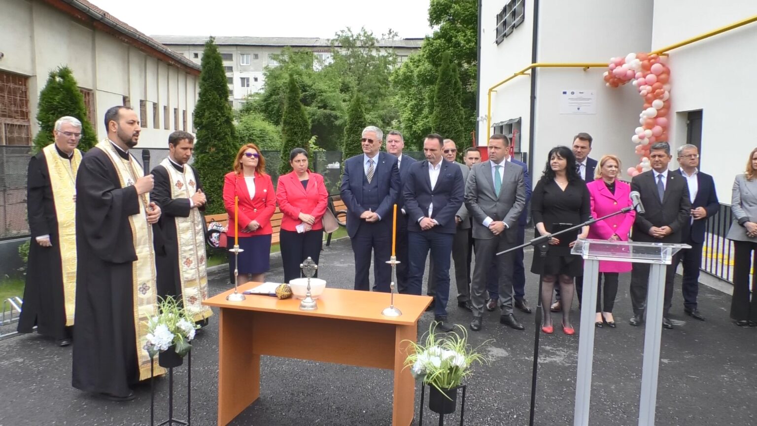 A fost inaugurată Școala Gimnazială Specială din Târgovişte. VIDEO A fost inaugurată Școala Gimnazială Specială din Târgovişte, o unitate școlară ce se află în administrarea CJ Dâmbovița