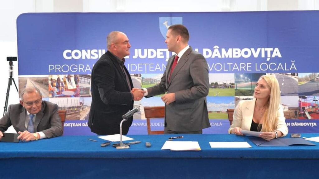 Consiliul Județean Dâmbovița finanțează 230 de proiecte în valoare de 484 milioane lei pentru comunitățile locale Consiliul Județean Dâmbovița finanțează 230 de proiecte depuse de 80 de primării dâmbovițene, obiective de investiții în valoare totală de 484.000.000 de lei.