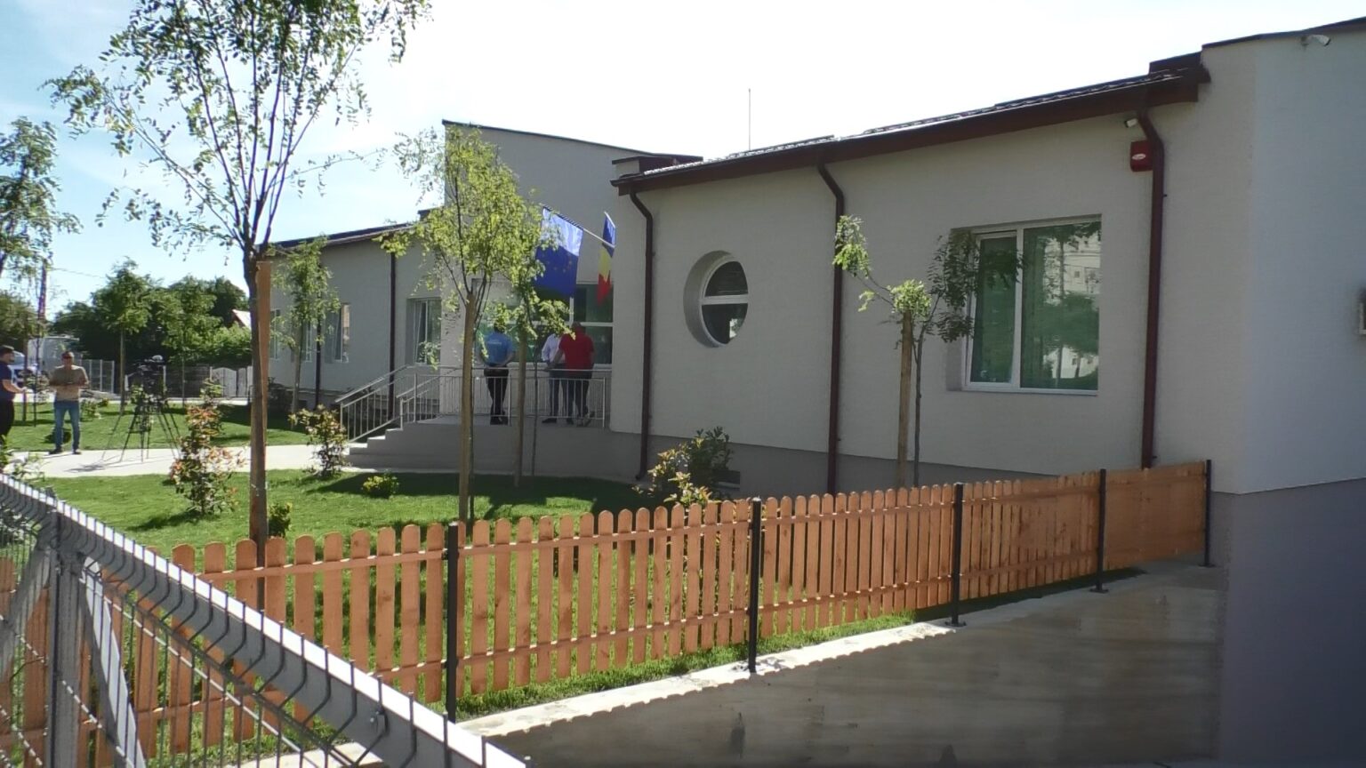 Primăria municipiului Târgoviște a inaugurat noul Centrul Omenia, situat în cartierul Prepelea, ca rezultat al unei investiții ultramoderne, realizate cu succes.