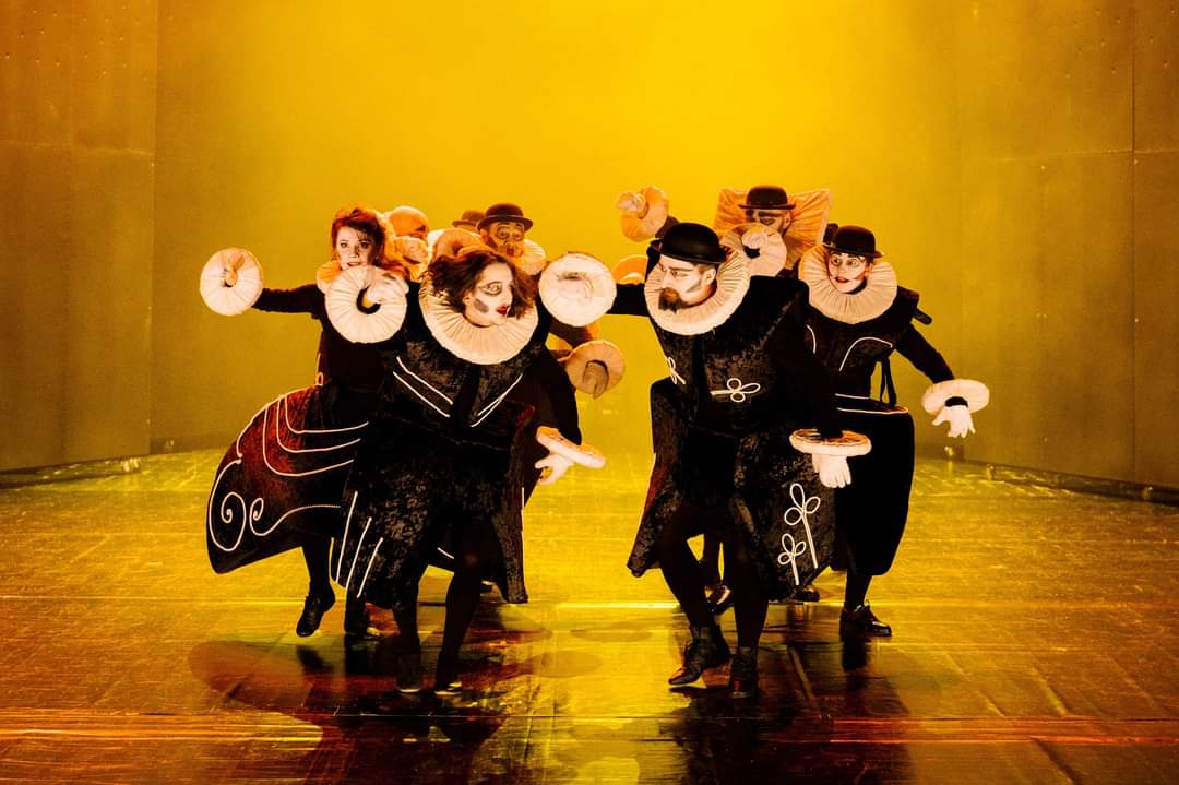 Festivalul BABEL la Târgoviște: SÂMBĂTĂ-15 iunie, spectacolul "Avarul", ora 19:30, Casa de Cultură a Sindicatelor pus în scenă de Teatrul Dramatic „Ion D. Sîrbu” din Petroșani, România.
