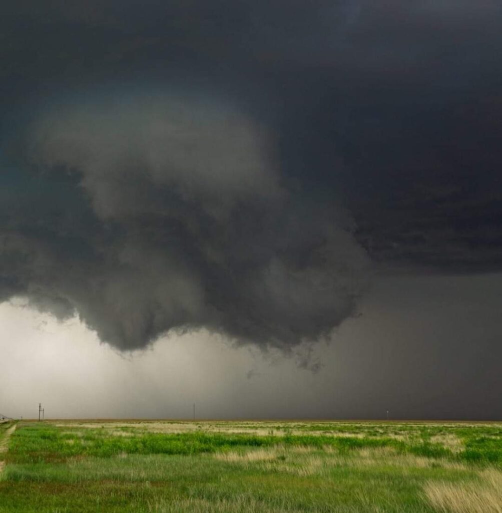 ALERTĂ METEO, meteorologii ne recomandă ATENȚIE sporită în sud-vest, sud și în jumătatea de vest a țării pe parcursul zilei de ASTĂZI.