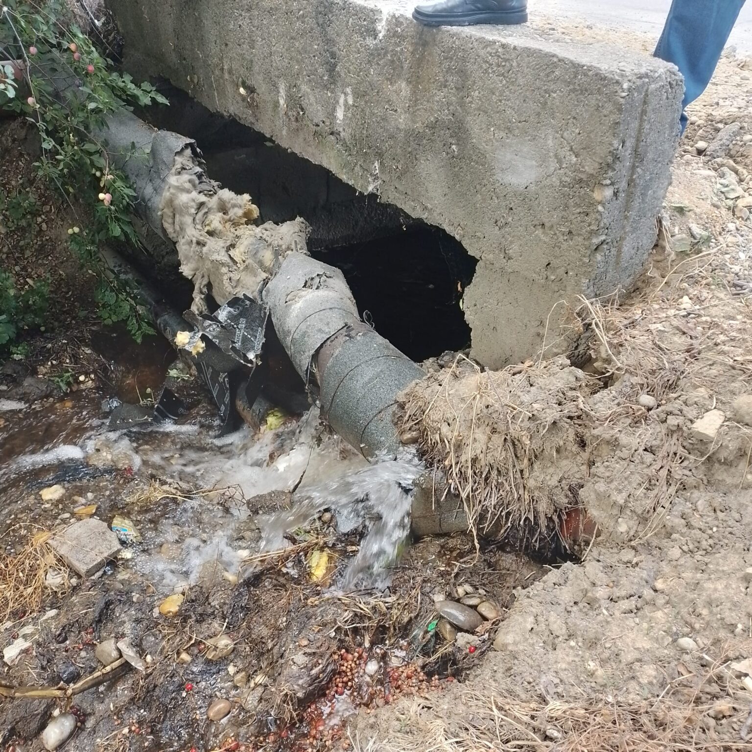 Compania de Apă Târgoviște-Dâmbovița Informează: Probleme Majore în Furnizarea Apei Potabile în Găești din Cauza Secetei și Consumului Excesiv