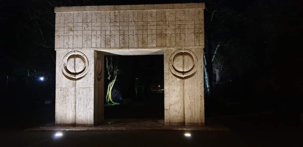 Ansamblul Monumental „Calea Eroilor“ de la Târgu Jiu, realizat de Constantin Brâncuși, și Frontierele Imperiului Roman - Dacia au fost înscrise în Lista