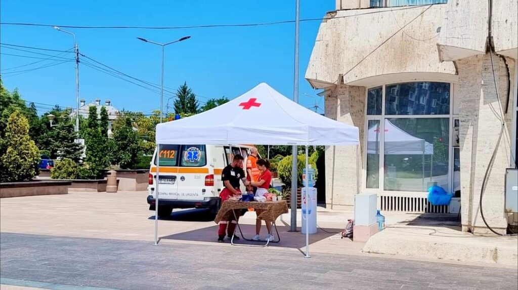 MĂSURI DE ULTIMĂ ORĂ luate de Comitetul pentru Situații de Urgență Dâmbovița: Punctele de prim ajutor pe timp de CANICULĂ