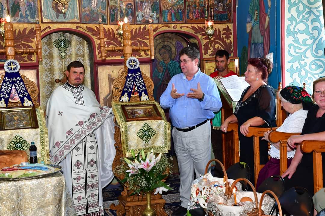 Comunitatea din Stănești, orașul Răcari, a sărbătorit în mod solemn și plin de însemnătate hramul Bisericii "Adormirea Maicii Domnului"