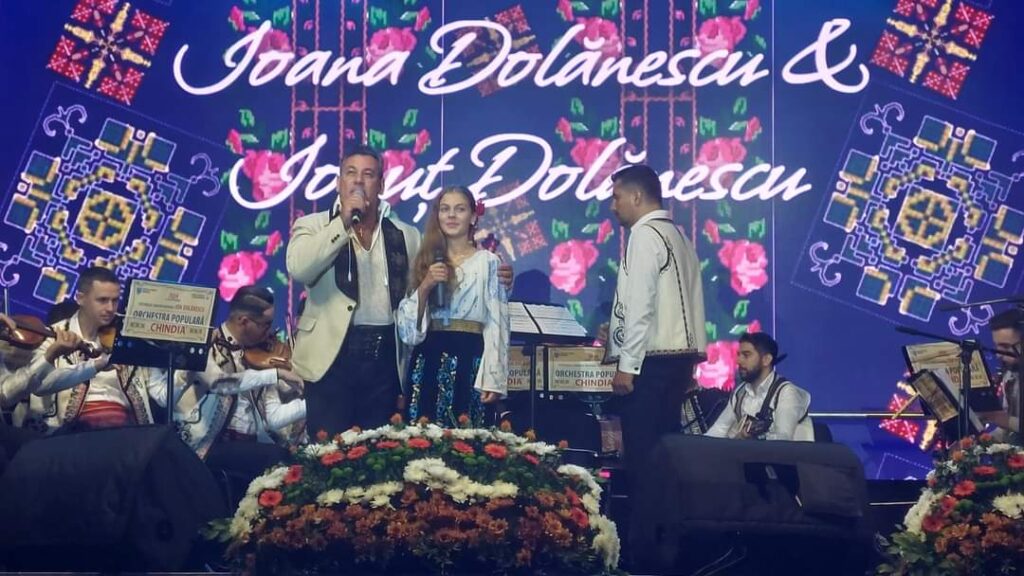 Festivalul-Concurs Național "Ion Dolănescu" a avut prima seară dedicată concursului, tineri din toată țara au impresionat cu talentul lor în fața unui juriu exigent. 