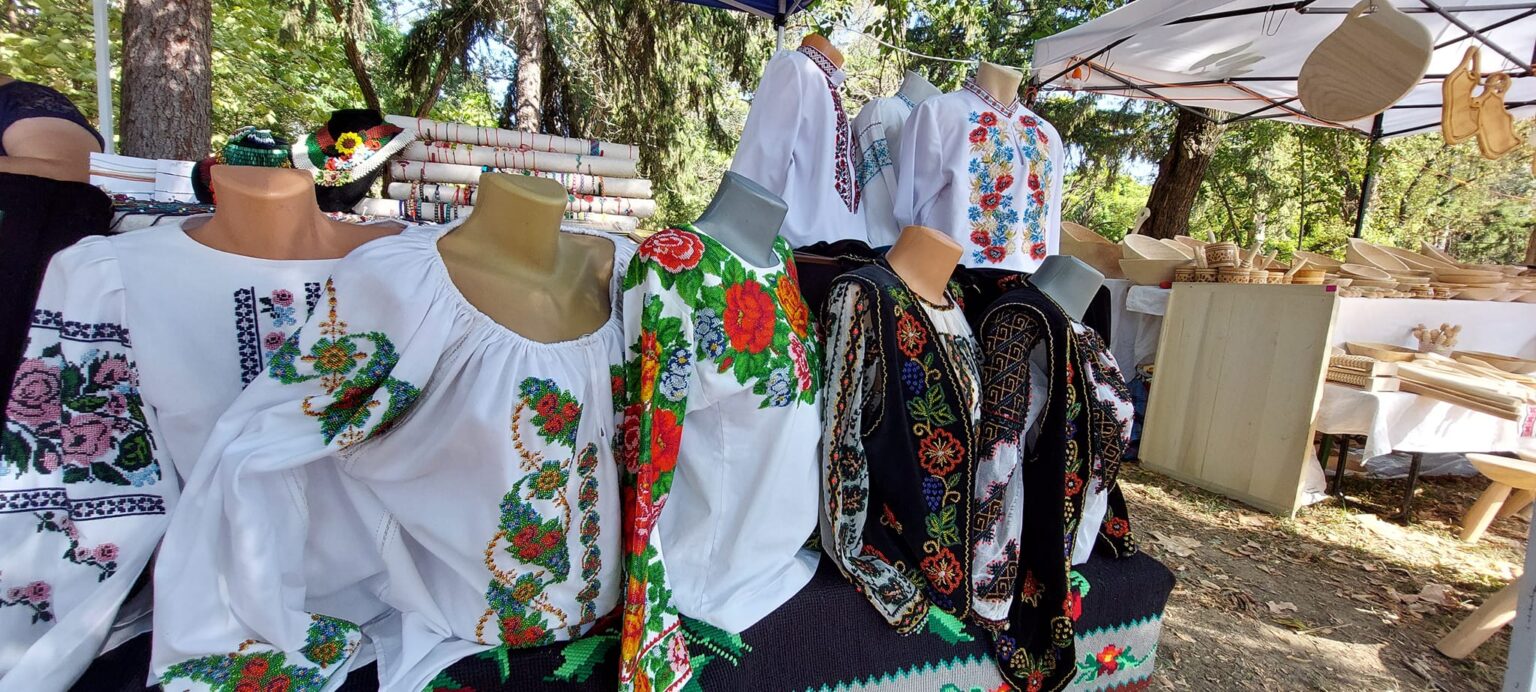 A fost deschis Târgul Meșterilor Populari cu ocazia Zilelor Cetății Târgoviște. VIDEO