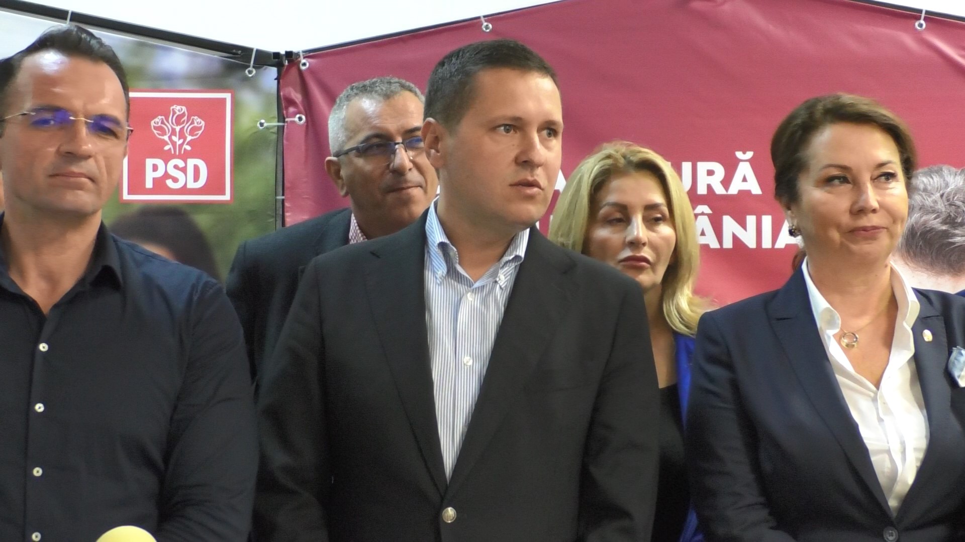Astăzi, PSD Dâmbovița a dat startul unei ample campanii de strângere de semnături pentru susținerea candidaturii lui Marcel Ciolacu