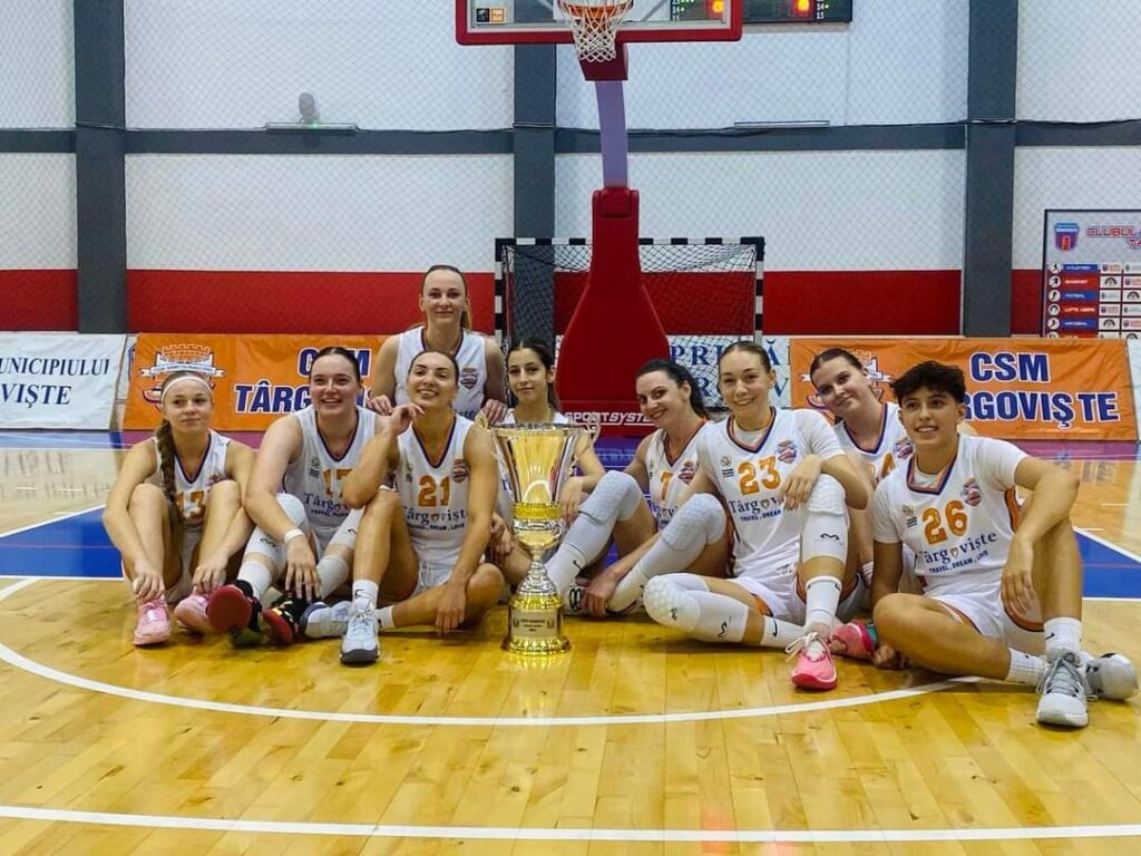 CSM Târgoviște a făcut spectacol în finala Cupei Federației la baschet feminin, învingând CS Rapid București cu scorul de 66-62