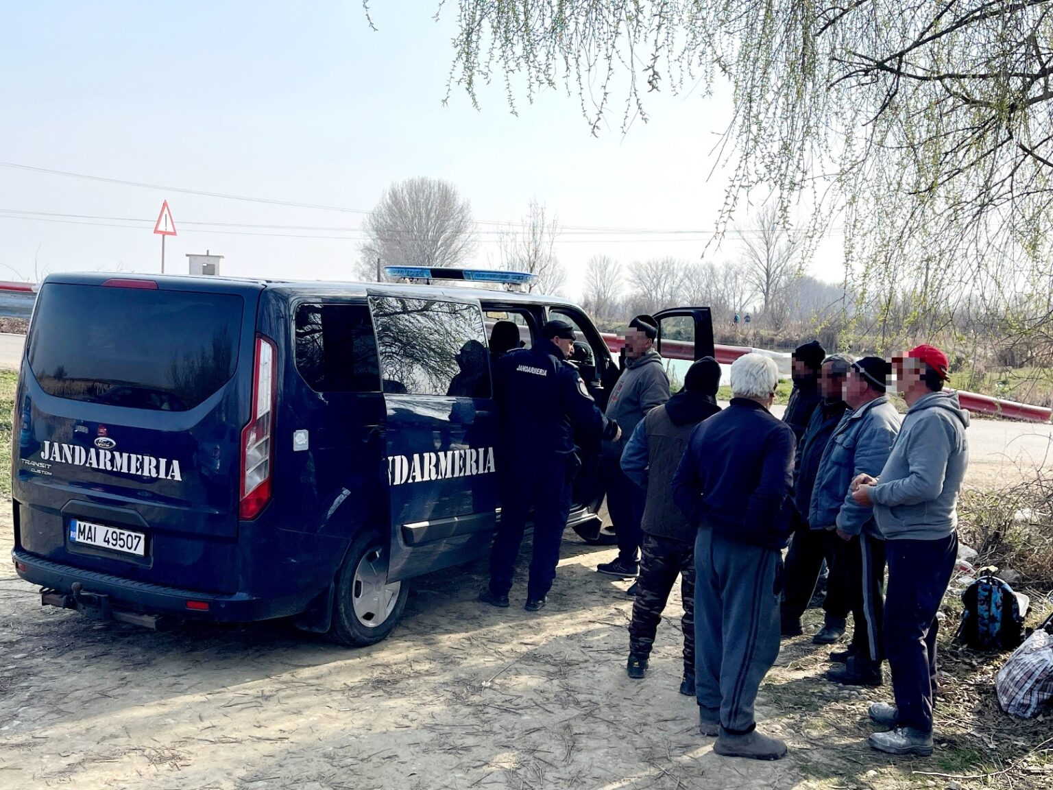 Jandarmii din Dâmbovița au desfășurat o serie de acțiuni pentru prevenirea și combaterea braconajului în habitatele piscicole