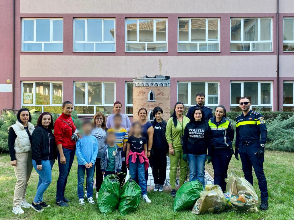 Polițiștii Inspectoratului de Poliție Județean Dâmbovița au dat un exemplu de implicare și responsabilitate față de protejarea mediului înconjurător,