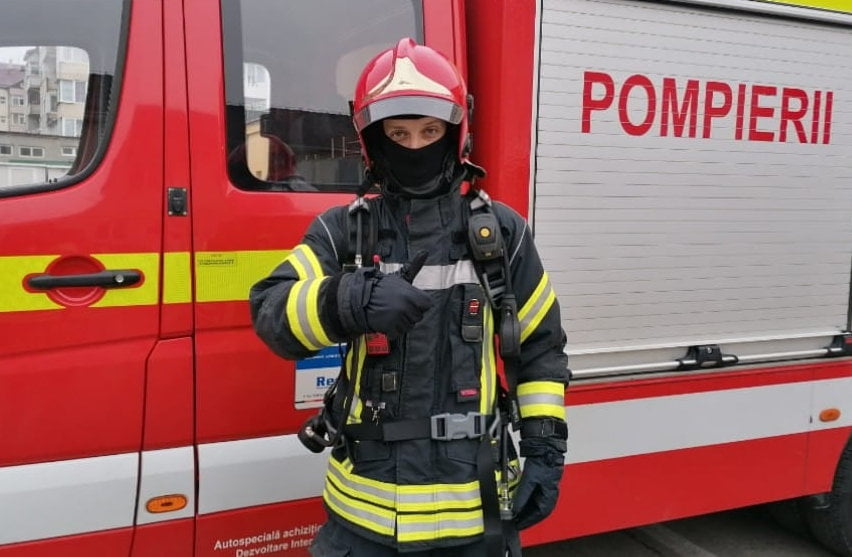 Pompierii sunt prezenți la activitățile informativ-educative din toate școlile dâmbovițene, astfel, efectivele Inspectoratului pentru Situații de Urgență ”Basarab I”
