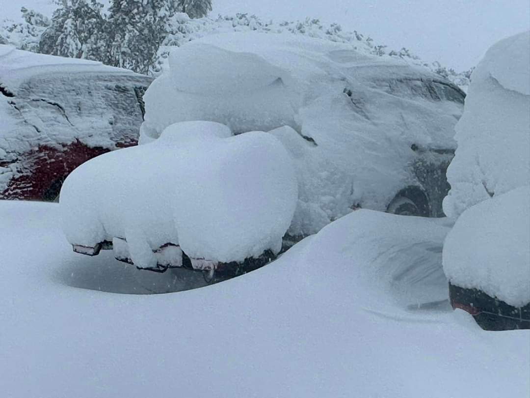 Val de iarnă neobișnuit în septembrie, în Austria căderi masive de zăpadă la peste 1000m altitudine.