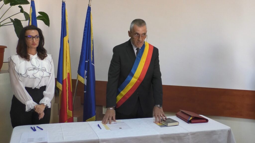 Într-o atmosferă plină de emoție și solemnitate, comuna Șotânga a marcat un moment important: primarul Constantin Stroe și-a depus jurământul