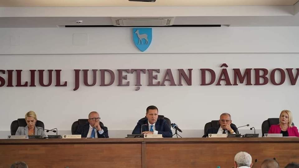 Consiliul Județean Dâmbovița încheie mandatul 2020-2024 cu succes și realizări pentru comunitatea locală, ieri