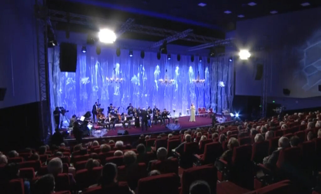 A început Festivalul Național de Interpretare și Creație a Romanței „Crizantema de Aur” 2024 la Târgoviște A început Festivalul Național de Interpretare și Creație a Romanței „Crizantema de Aur” 2024, în perioada 17-19 octombrie 2024, municipiul Târgoviște