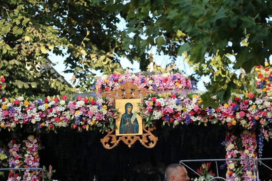 Pelerinajul Sfintei Parascheva de la Iași reprezintă un moment deosebit de intens și plin de religiozitate pentru credincioșii din întreaga țară.