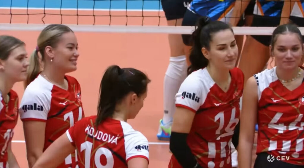 Echipa  de volei  CSM Târgoviște a reușit o victorie importantă în meciul retur din Challenge Cup, disputat în deplasare împotriva formației TJ Ostrava, cu scorul de 3-1.