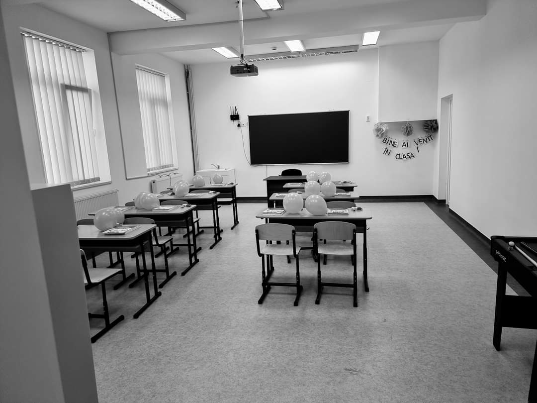Primăria Niculești ține pasul cu investițiile într-o eră digitală în continuă expansiune, astfel, Școala Gimnazială Niclești cu sprijinul administrației l