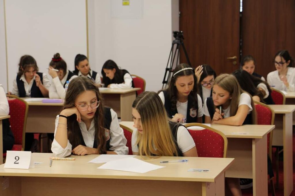 La  Biblioteca Judeţeană „I. H. Rădulescu” Dâmboviţa, a avut loc un eveniment deosebit dedicat elevilor de liceu cu profil pedagogic