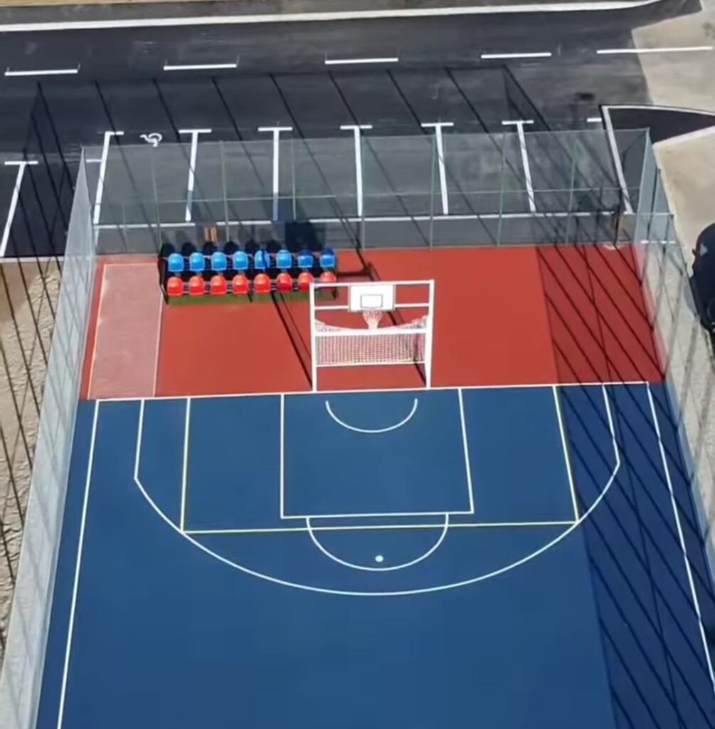 Terenul de sport din Sagricom a fost recent finalizat, marcând o realizare importantă pentru comunitate și oferind un spațiu modern