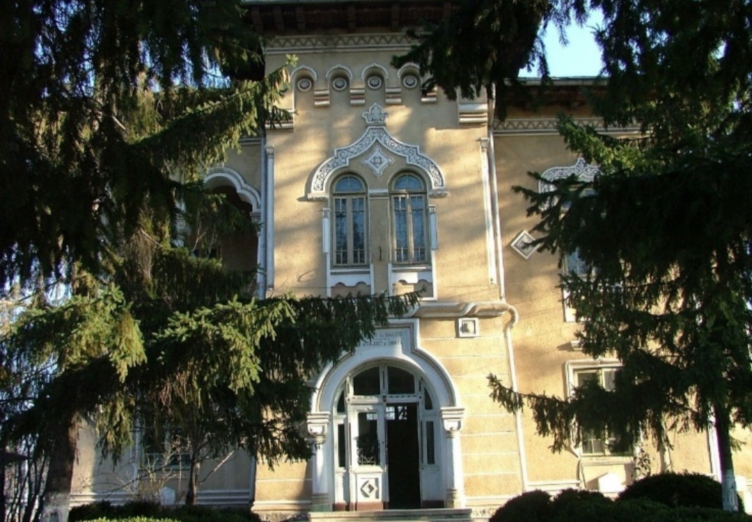 Lucrări de consolidare și modernizare la Inspectoratul de Jandarmi Județean Dâmbovița: Consultare publică și implicare comunitară.
