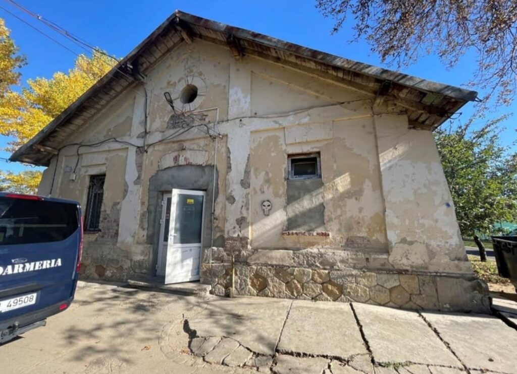 Lucrări de consolidare și modernizare la Inspectoratul de Jandarmi Județean Dâmbovița: Consultare publică și implicare comunitară Lucrări de consolidare și modernizare la Inspectoratul de Jandarmi Județean Dâmbovița: Consultare publică și implicare comunitară.