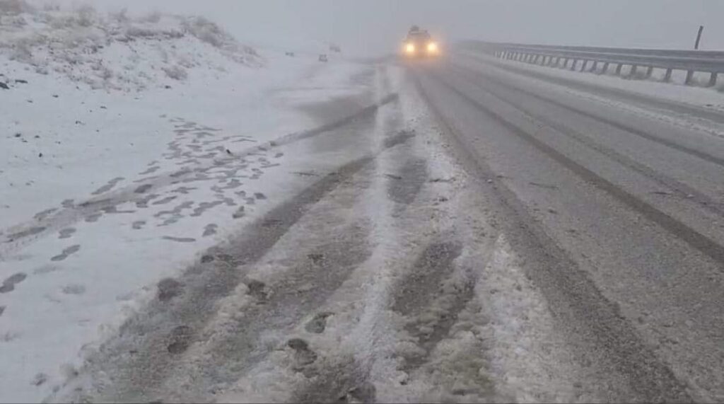S-a închis circulația pe Transalpina (DN 67C) din cauza condițiilor meteo nefavorabile S-a închis circulația pe Transalpina (DN 67C) din cauza condițiilor meteo nefavorabile, începând de luni, 11 noiembrie 2024