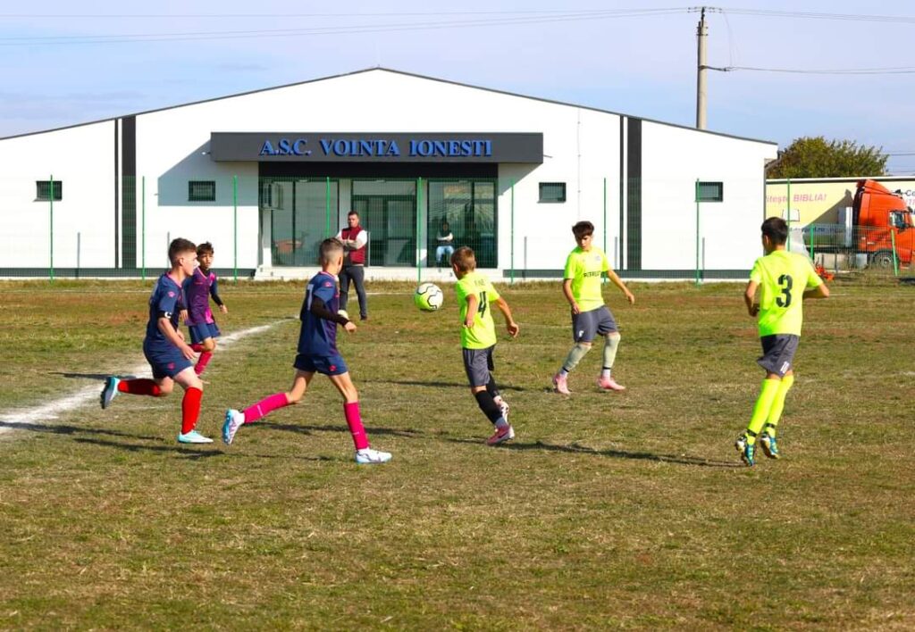 Turneu Zonal Cupa Satelor la Ionești, comuna Petrești a fost gazda, în premieră, a unui Turneu Zonal din cadrul Cupei Satelor, competiție c