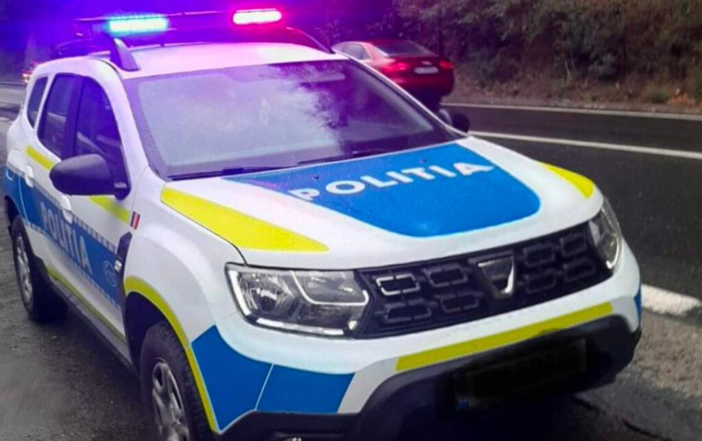 Polițiștii din Dâmbovița recomandă șoferilor să fie extrem de prudenți în această perioadă, având în vedere condițiile meteorologice dificile și riscurile suplimentare la volan. 