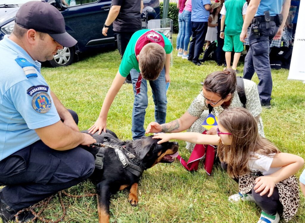 Daya, patrupedul care face diferența în misiunile Jandarmeriei Dâmbovița, astăzi,  alături de Inspectoratul de Jandarmi Județean Dâmbovița