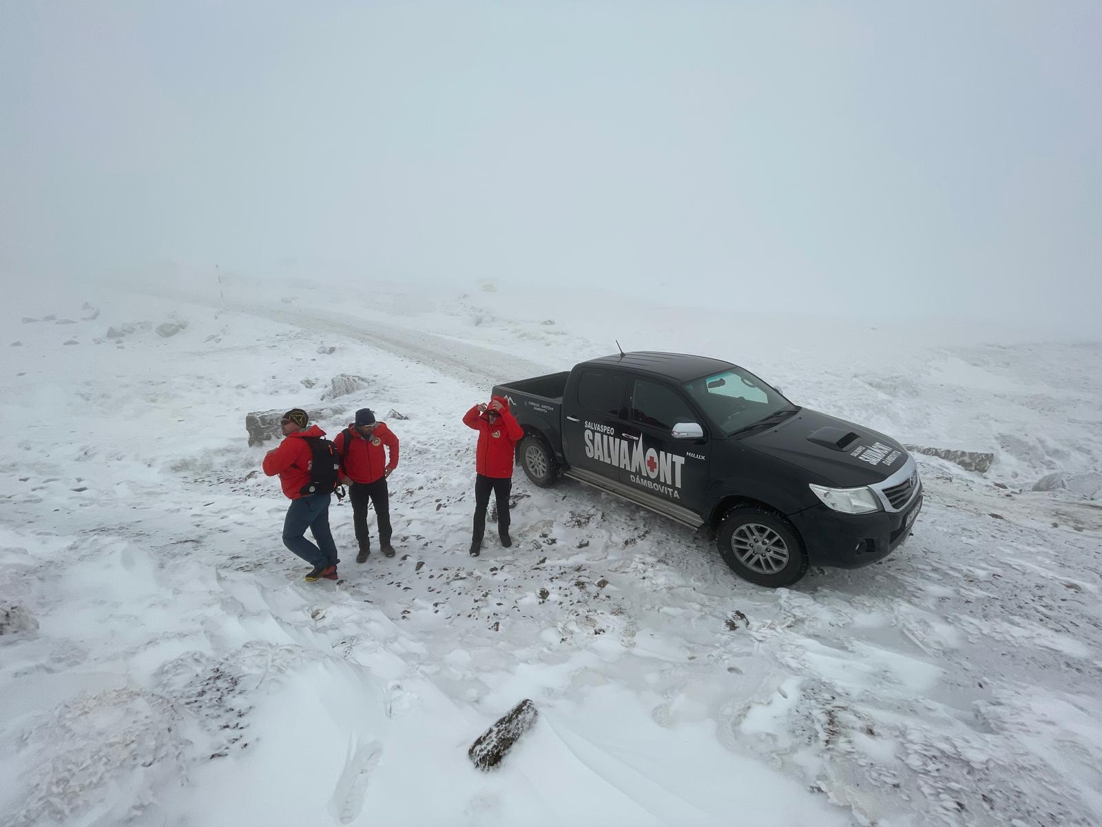 Pe data de 11 noiembrie 2024, echipa Salvamont Salvaspeo Dâmbovița, coordonată de Șeful Serviciului, Deaconescu Ștefan Răzvan,